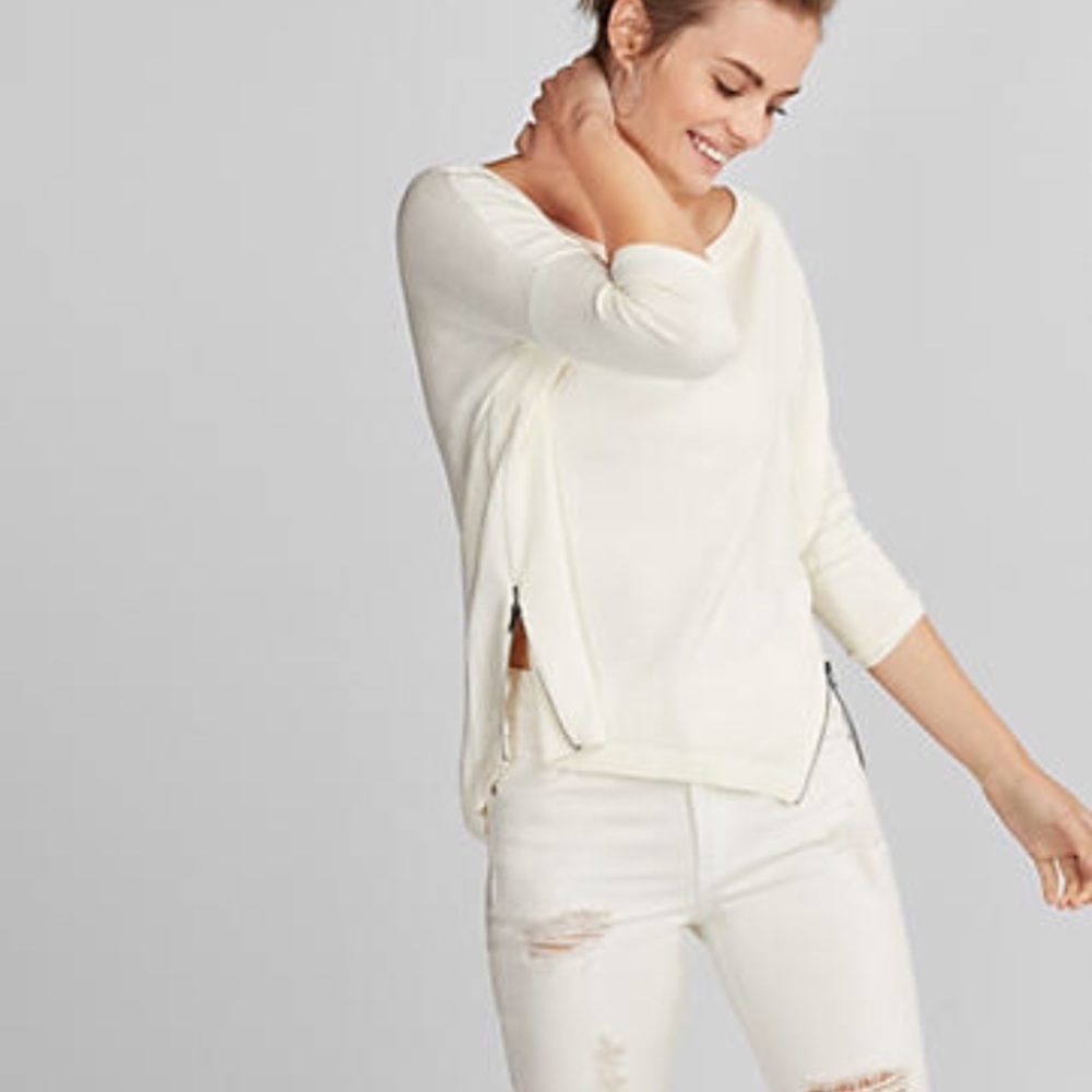 Express side hi-lo zip sweater